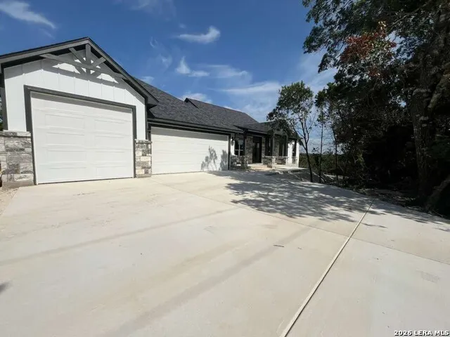 224 FREEDOM ST Fischer, TX 78623