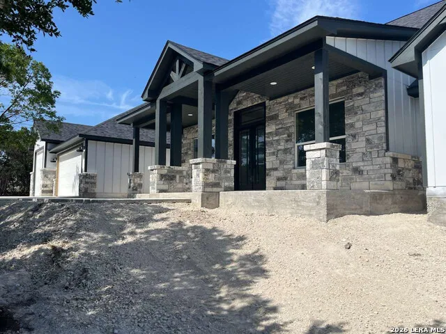 224 FREEDOM ST Fischer, TX 78623