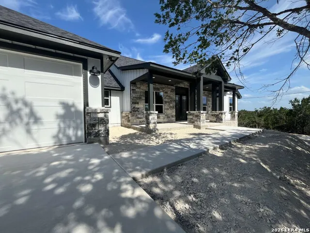 224 FREEDOM ST Fischer, TX 78623