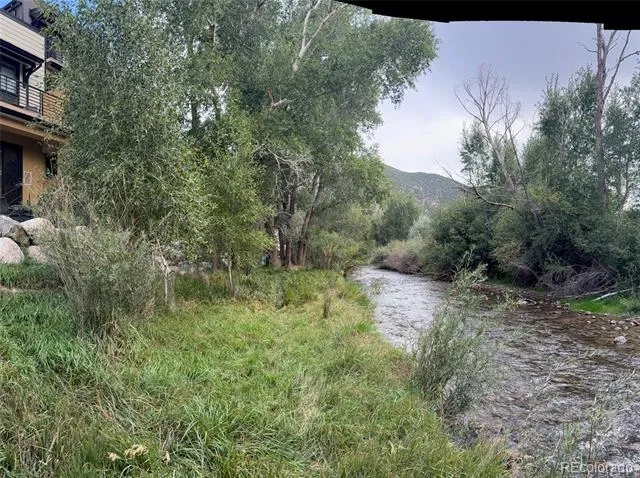 205 Two Rivers Road #I Salida, CO 81201