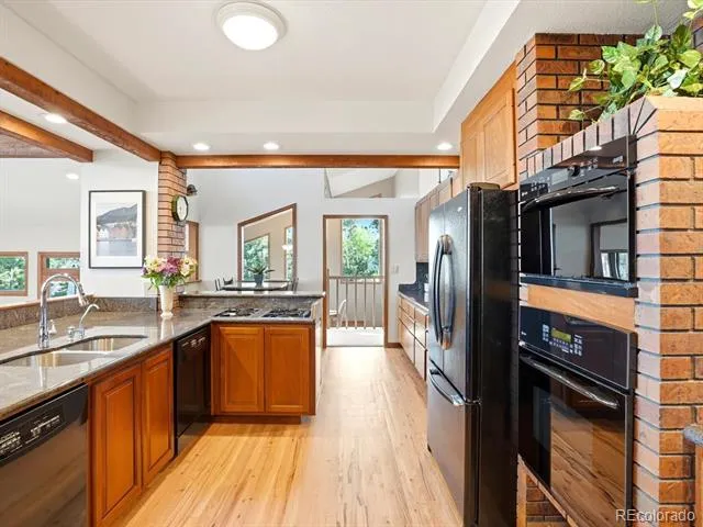 1285 Snowberry Drive Golden, CO 80401