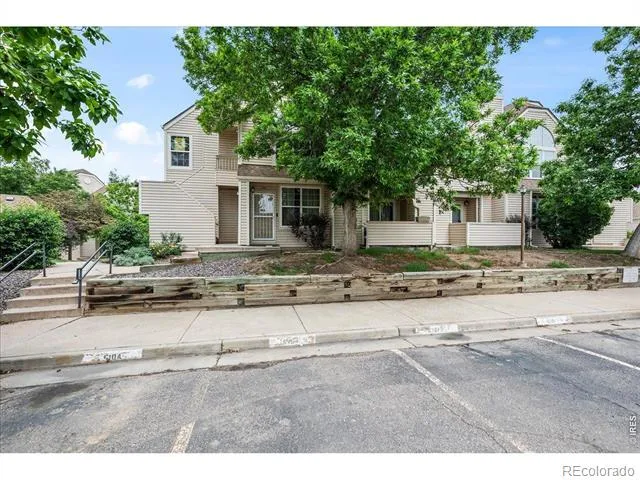 989 S Miller Street #204 Lakewood, CO 80226