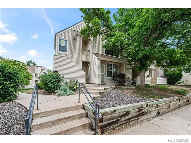 989 S Miller Street #204 Lakewood, CO 80226