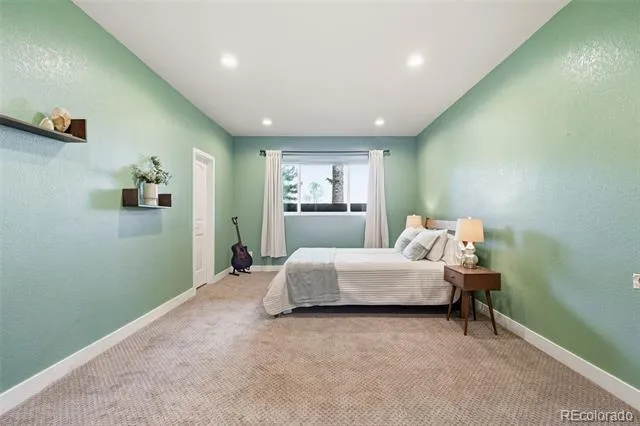 1543 Copper Rose Drive Golden, CO 80401