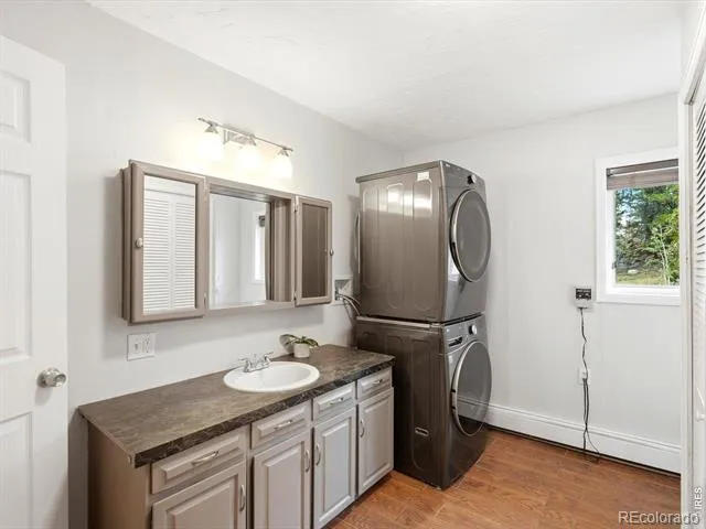 1209 Camp Eden Road Golden, CO 80403