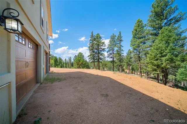 2775 Pathfinder Road Florissant, CO 80816
