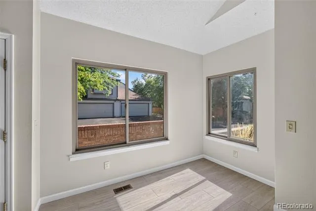6515 S Jackson Court Littleton, CO 80121