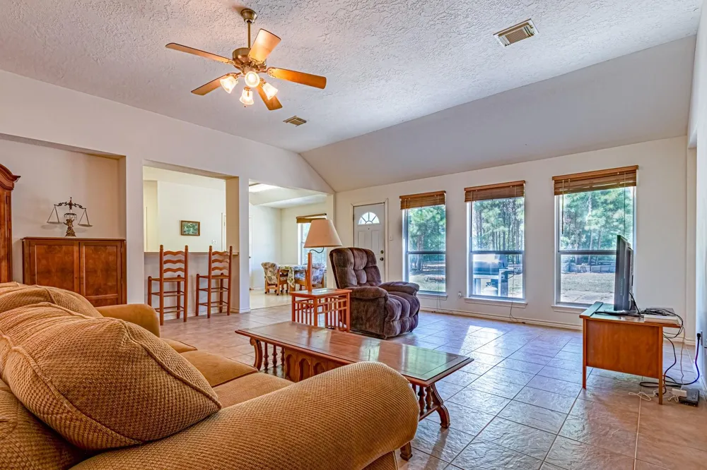 2480 Fm 2610 Livingston, TX 77351