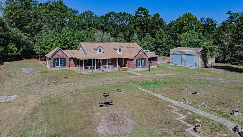 2480 Fm 2610 Livingston, TX 77351