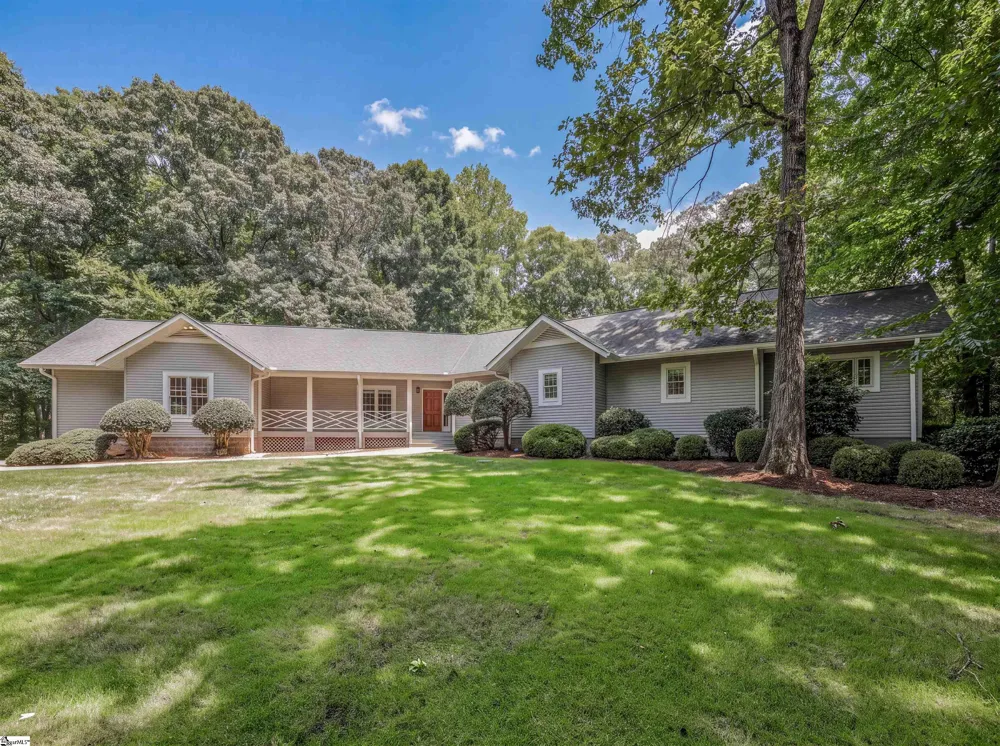 202 Holly Drive Easley, SC 29640