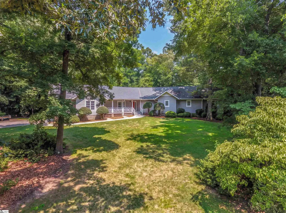 202 Holly Drive Easley, SC 29640