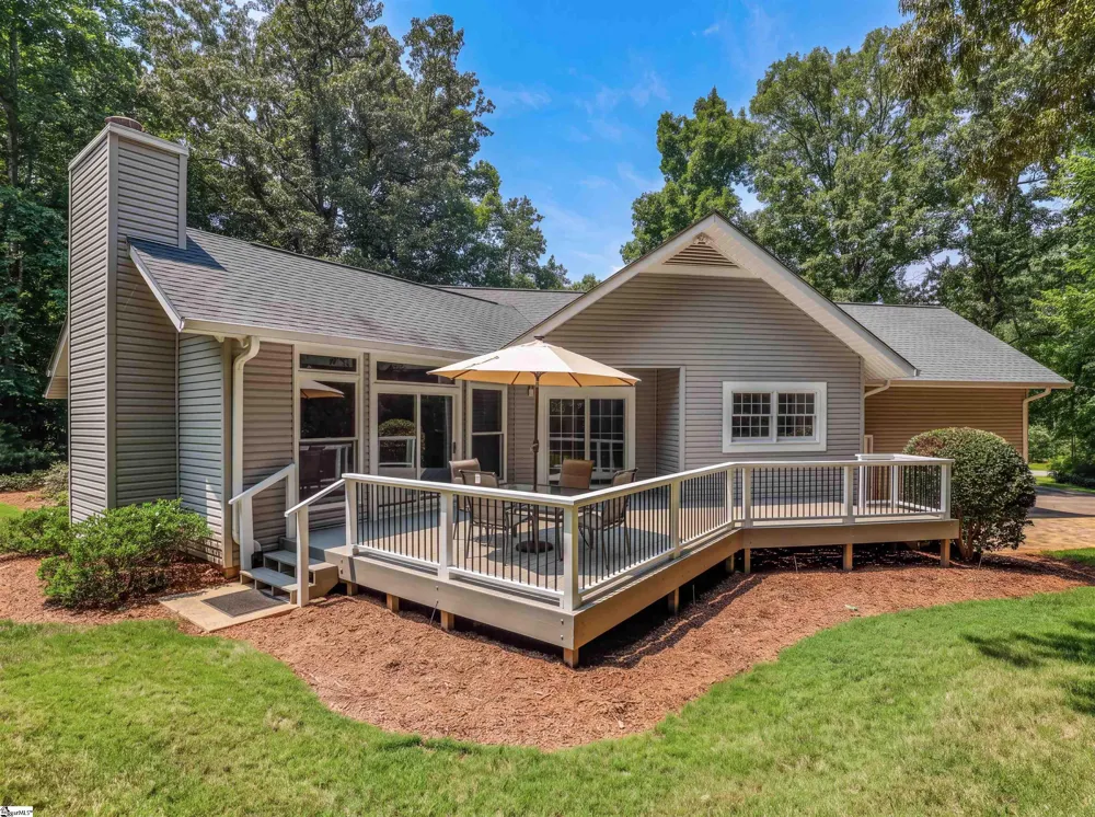 202 Holly Drive Easley, SC 29640