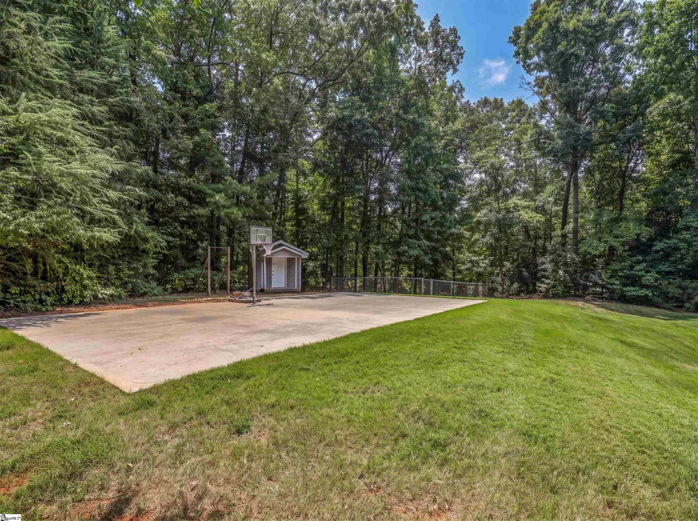 202 Holly Drive Easley, SC 29640