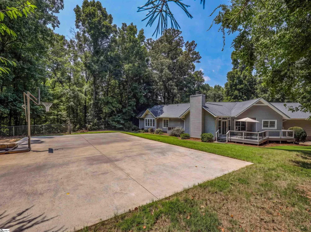 202 Holly Drive Easley, SC 29640