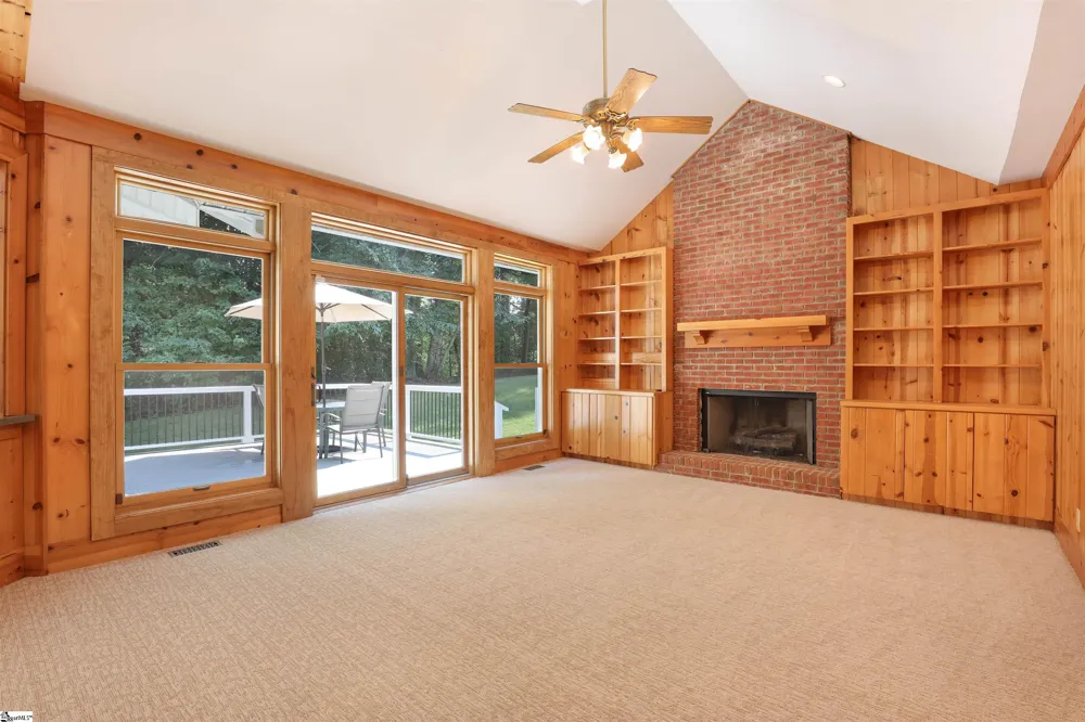 202 Holly Drive Easley, SC 29640