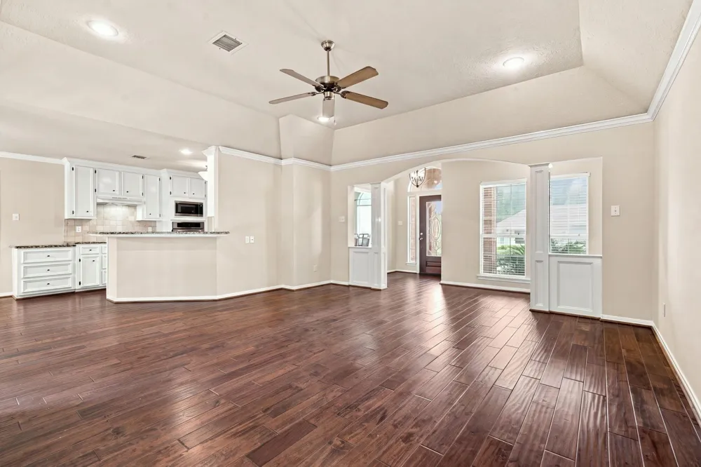 101 Lakeside Drive Conroe, TX 77356