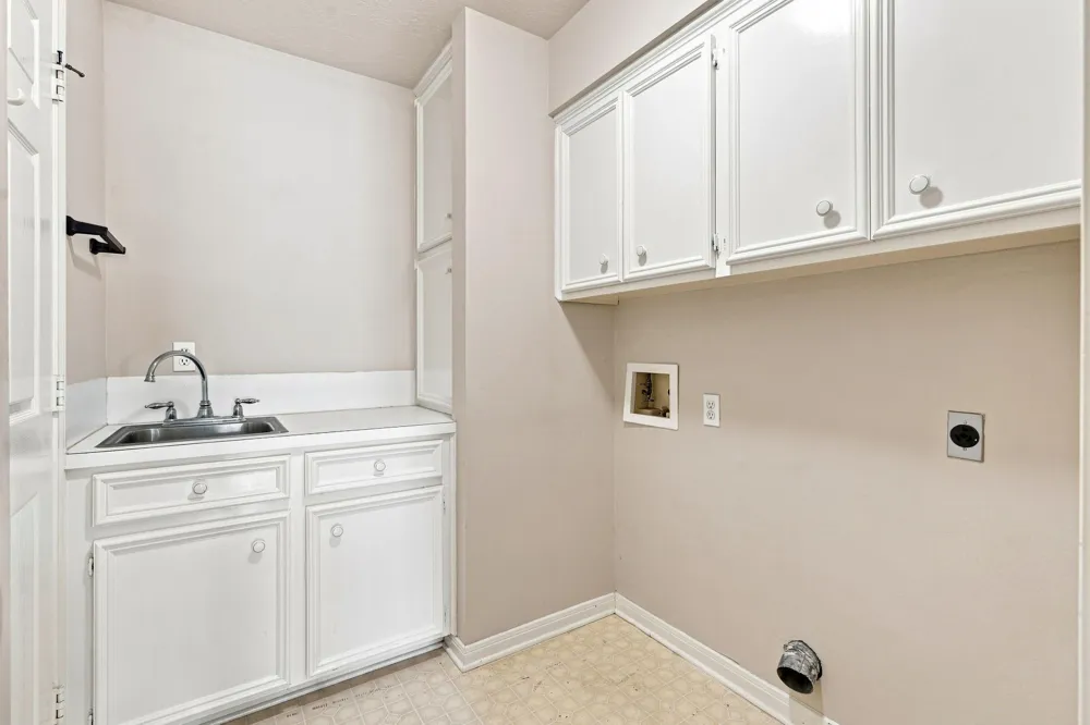 101 Lakeside Drive Conroe, TX 77356
