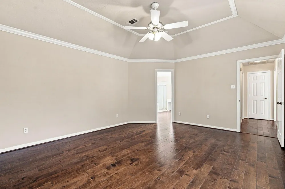101 Lakeside Drive Conroe, TX 77356