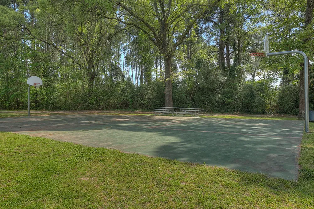101 Lakeside Drive Conroe, TX 77356