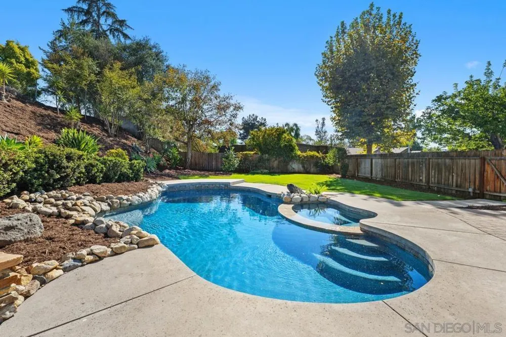 14653 Dash Way Poway, CA 92064