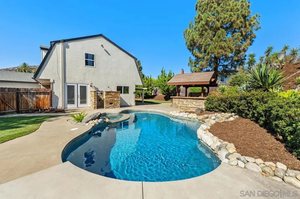 14653 Dash Way Poway, CA 92064