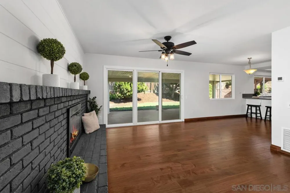 14653 Dash Way Poway, CA 92064