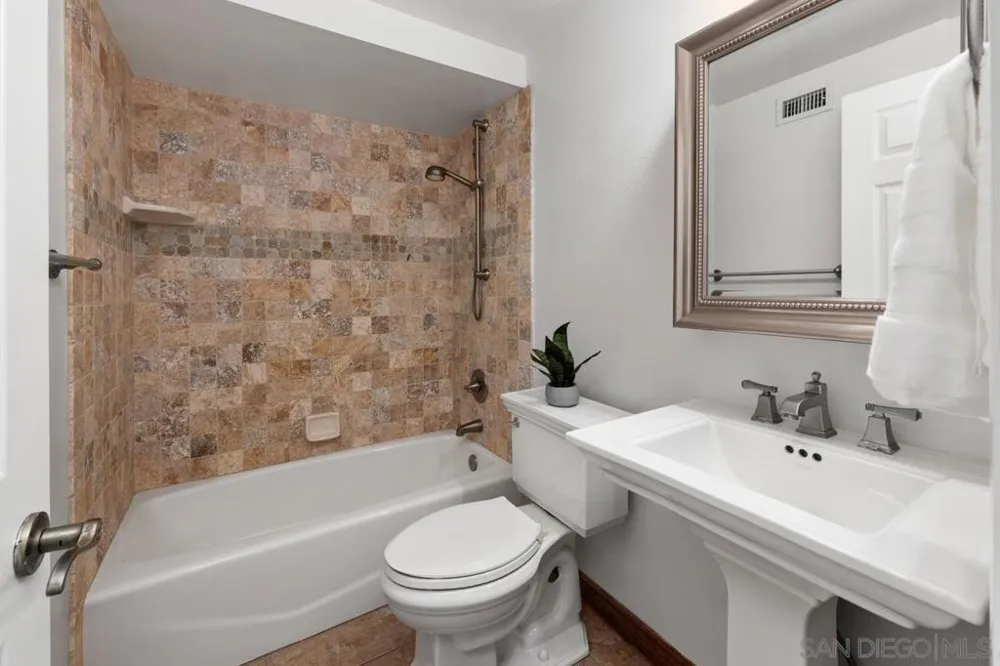 14653 Dash Way Poway, CA 92064