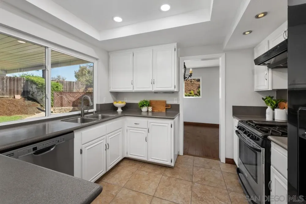 14653 Dash Way Poway, CA 92064