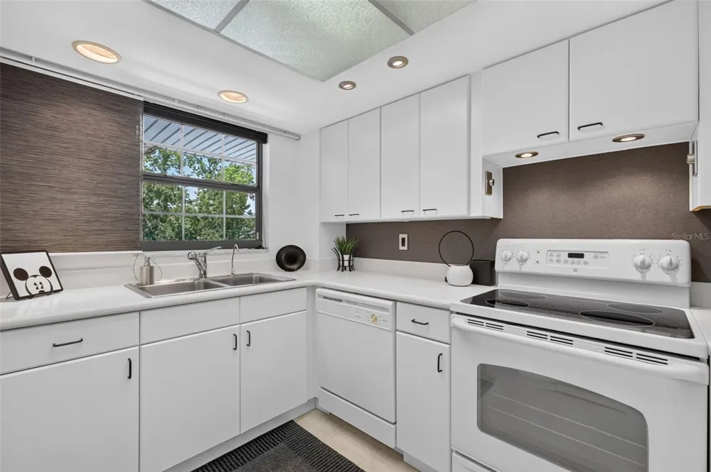 101 GRANDVIEW STREET #412 Mount Dora, FL 32757