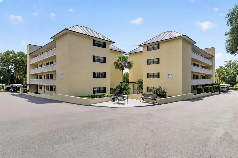 101 GRANDVIEW STREET #412 Mount Dora, FL 32757