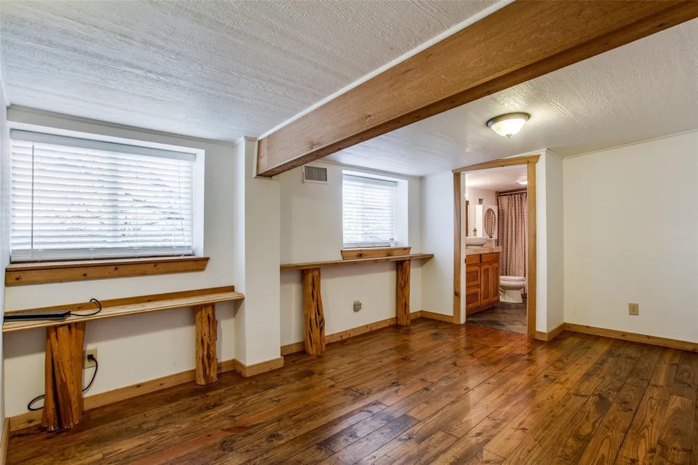 470 County Road 3198 Decatur, TX 76234