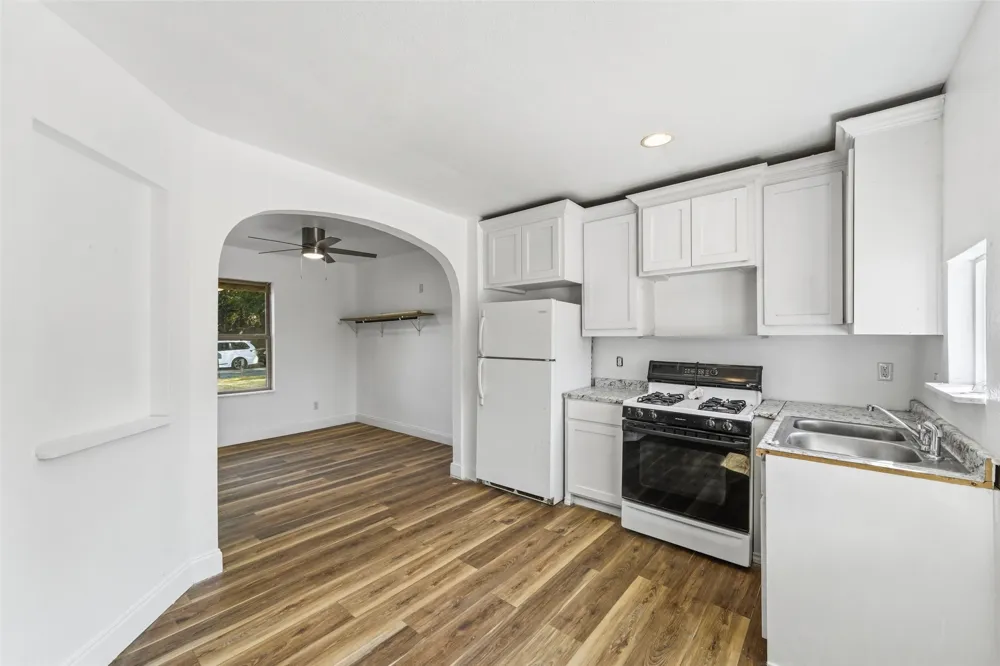 7326 Boisenberry Lane Dallas, TX 75249