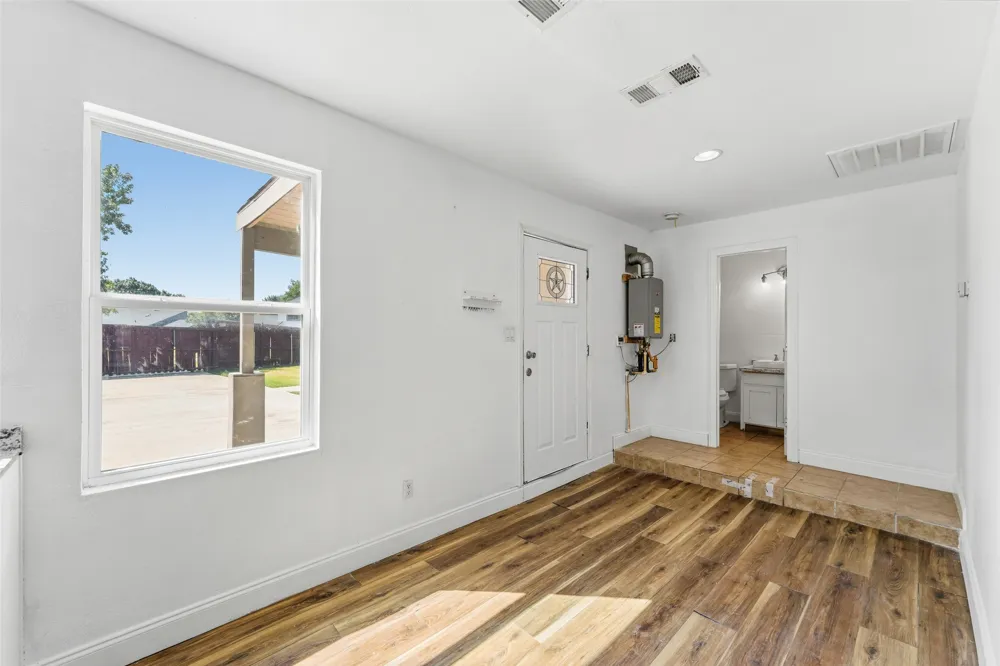 7326 Boisenberry Lane Dallas, TX 75249