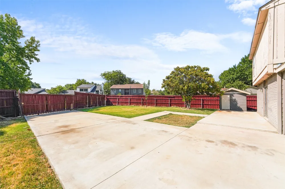 7326 Boisenberry Lane Dallas, TX 75249