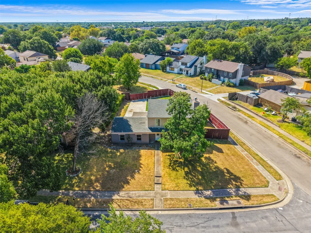 7326 Boisenberry Lane Dallas, TX 75249