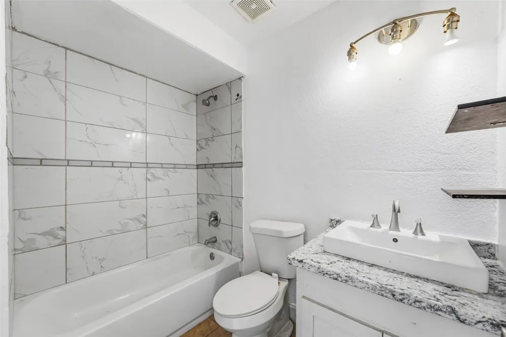 7326 Boisenberry Lane Dallas, TX 75249