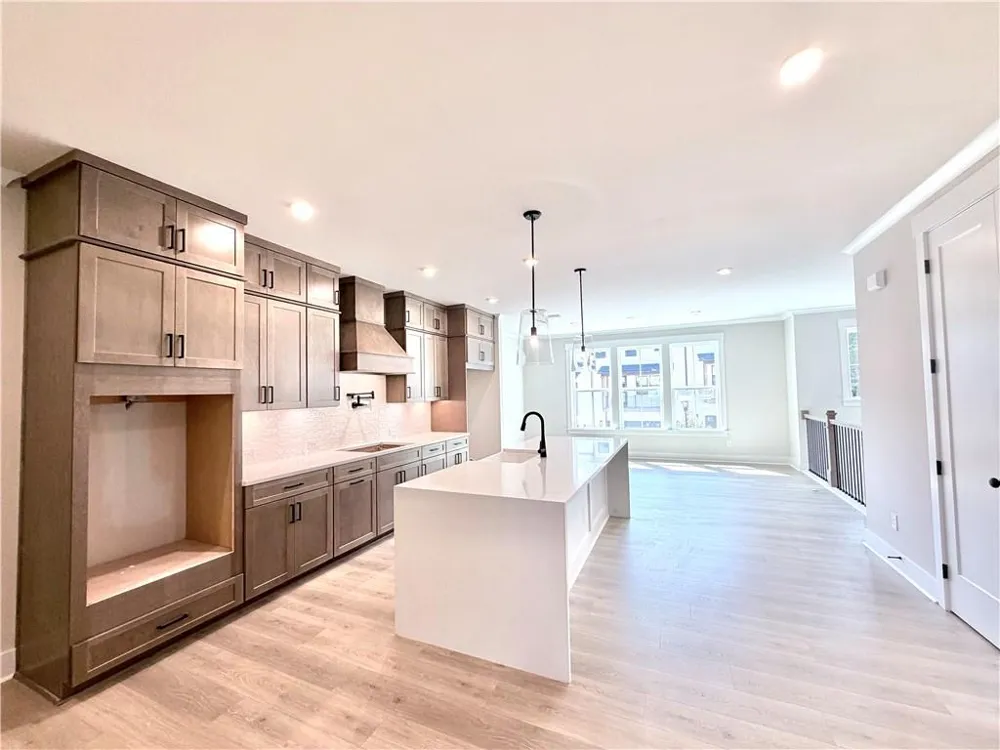 113 Bridgecrest Road Roswell, GA 30075