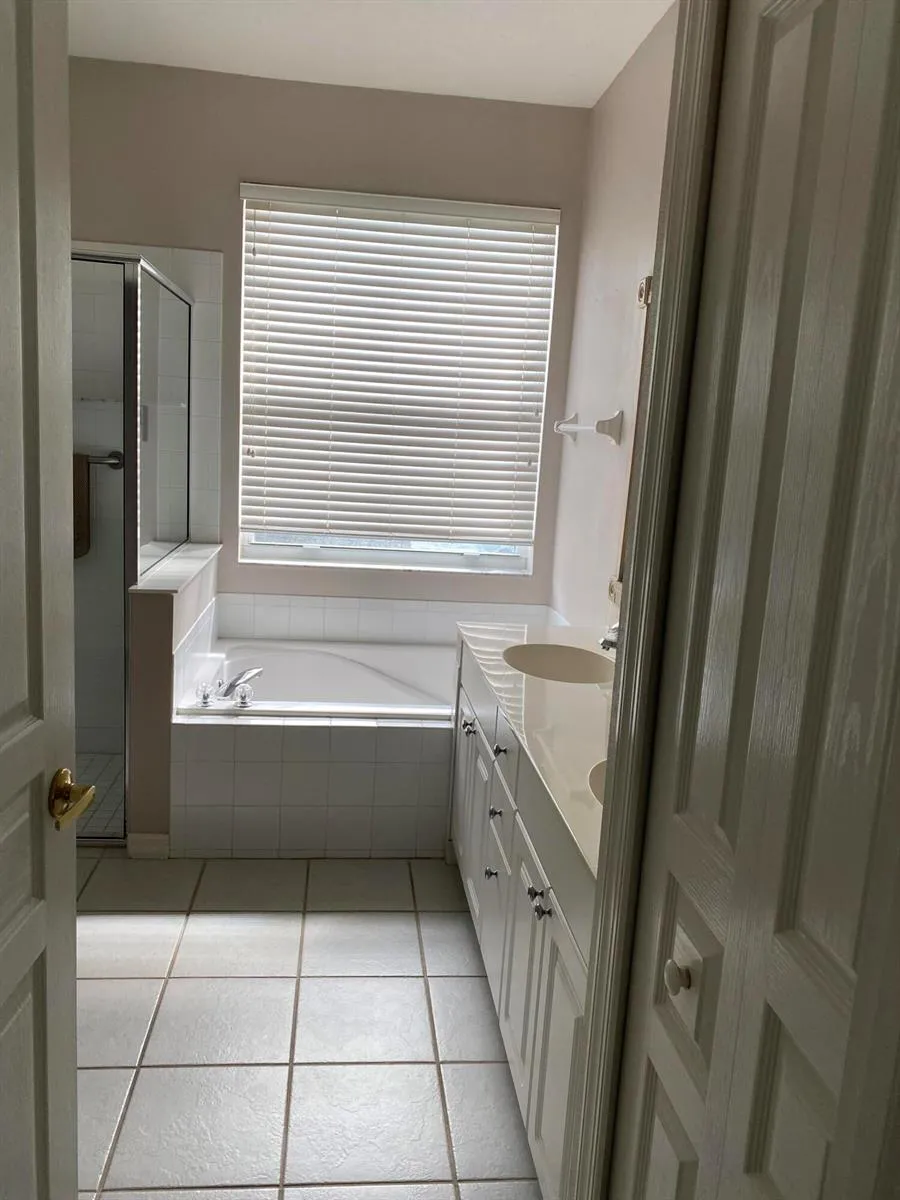 546 NW WAVERLY CIRCLE Port St. Lucie, FL 34983