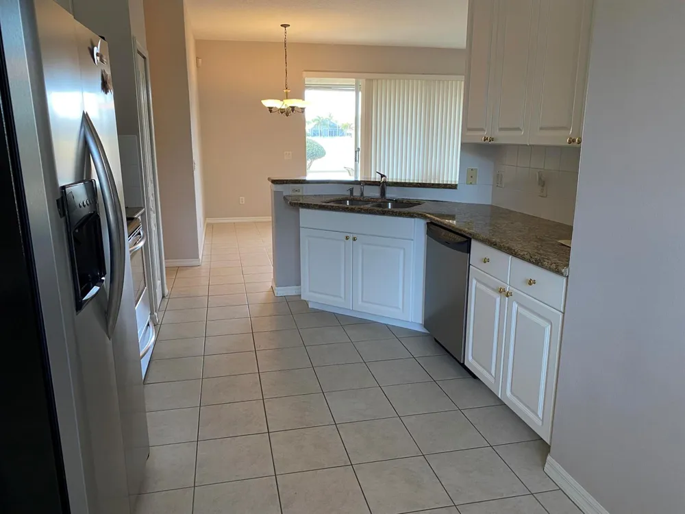 546 NW WAVERLY CIRCLE Port St. Lucie, FL 34983