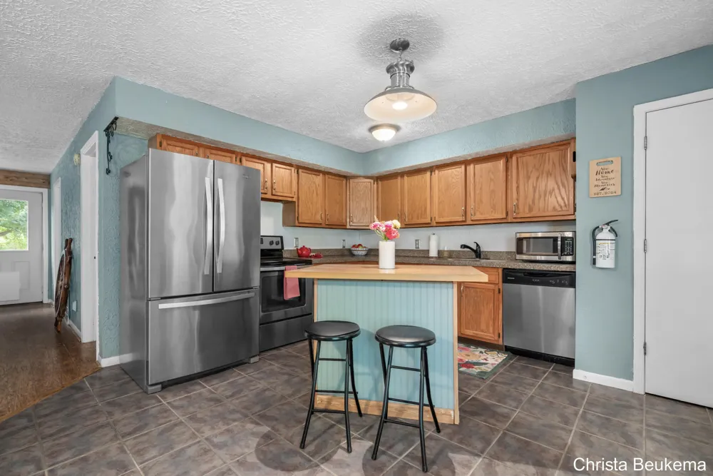 88 E Parmeter Road Ionia, MI 48846