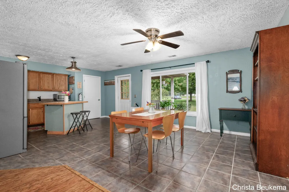 88 E Parmeter Road Ionia, MI 48846