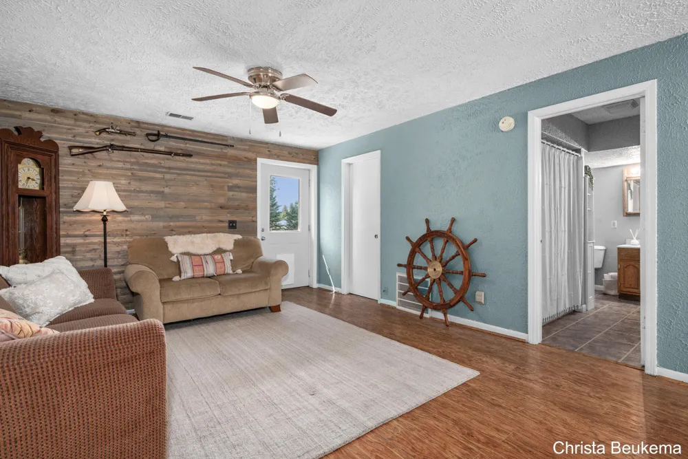 88 E Parmeter Road Ionia, MI 48846