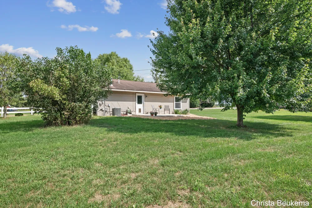 88 E Parmeter Road Ionia, MI 48846