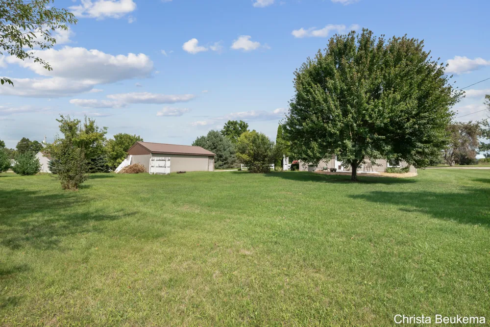 88 E Parmeter Road Ionia, MI 48846
