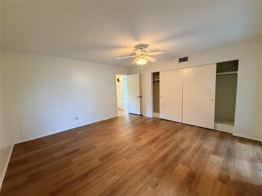 2361 ECUADORIAN WAY #17 Clearwater, FL 33763