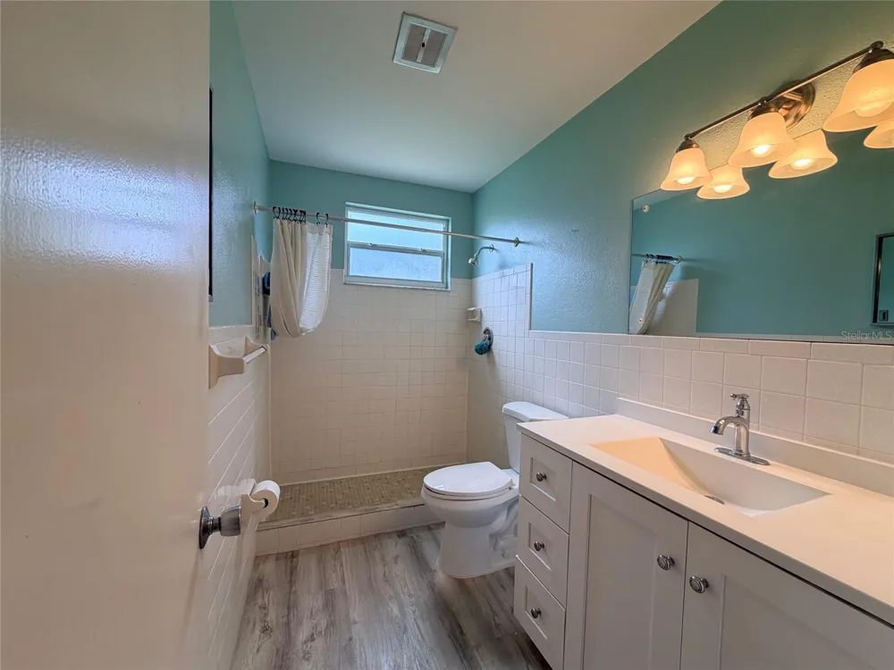 2361 ECUADORIAN WAY #17 Clearwater, FL 33763