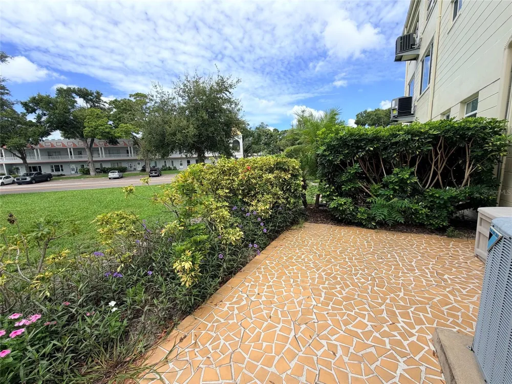 2361 ECUADORIAN WAY #17 Clearwater, FL 33763