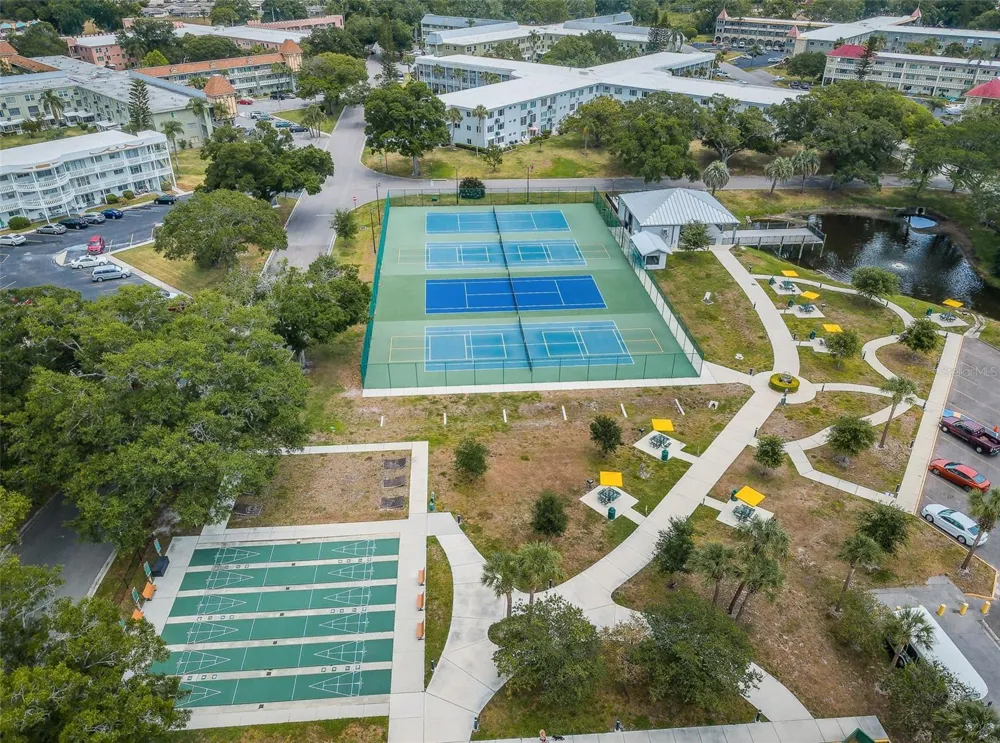 2361 ECUADORIAN WAY #17 Clearwater, FL 33763
