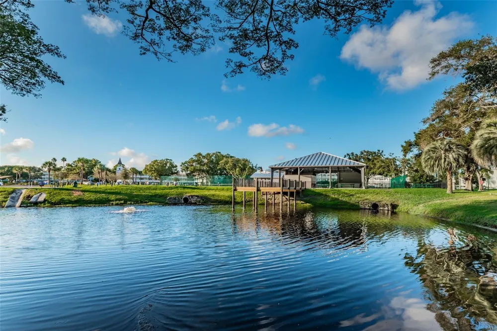 2361 ECUADORIAN WAY #17 Clearwater, FL 33763