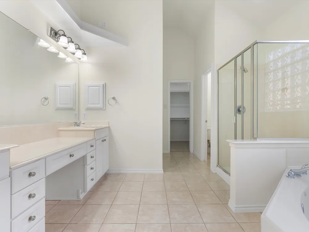 7305 ROYAL GLEN TRAIL McKinney, TX 75072